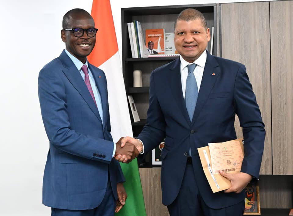 Jean-Louis Billon déclare son patrimoine à la HABG © Crédit photo DR Jean-Louis Billon déclare son patrimoine à la HABG © Crédit photo DR