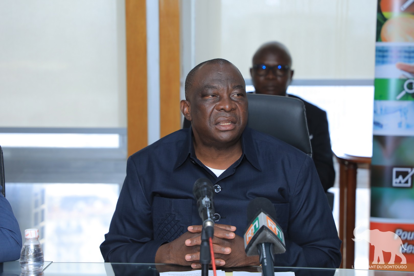 Kobenan Adjoumani : "l'opposition sous l'emprise d'une paranoïa électorale" Kobenan Adjoumani : "l'opposition sous l'emprise d'une paranoïa électorale"