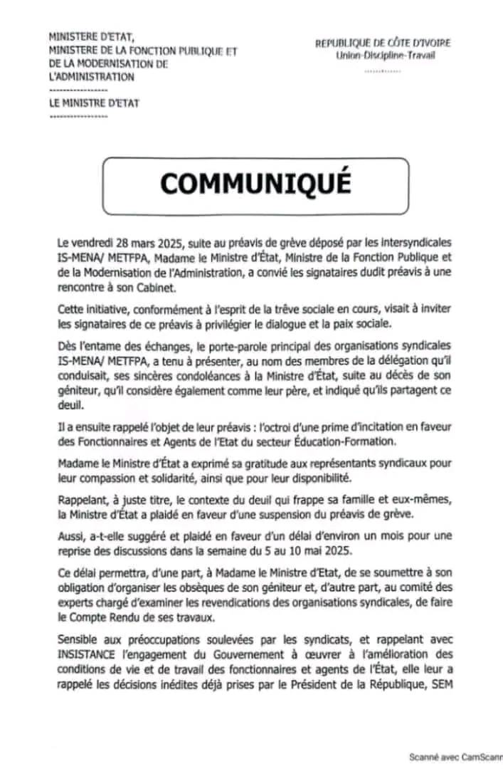 Prime des enseignants : Anne Ouloto obtient des syndicats un délai d'un mois