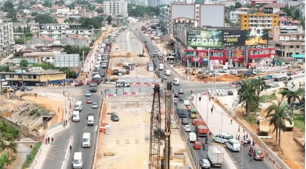 Fermeture du carrefour FAYA © Crédit photo DR Fermeture du carrefour FAYA © Crédit photo DR