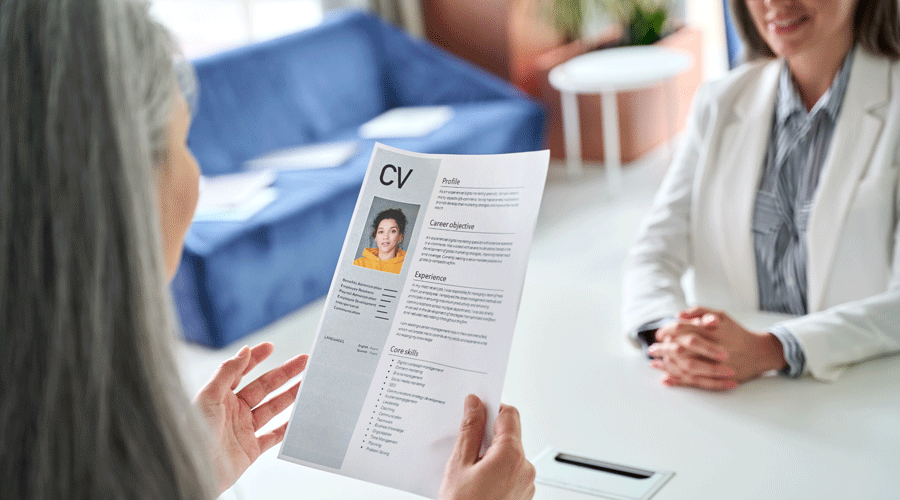 Comment faire un CV efficace pour trouver du travail ? © Crédit photo DR Comment faire un CV efficace pour trouver du travail ? © Crédit photo DR