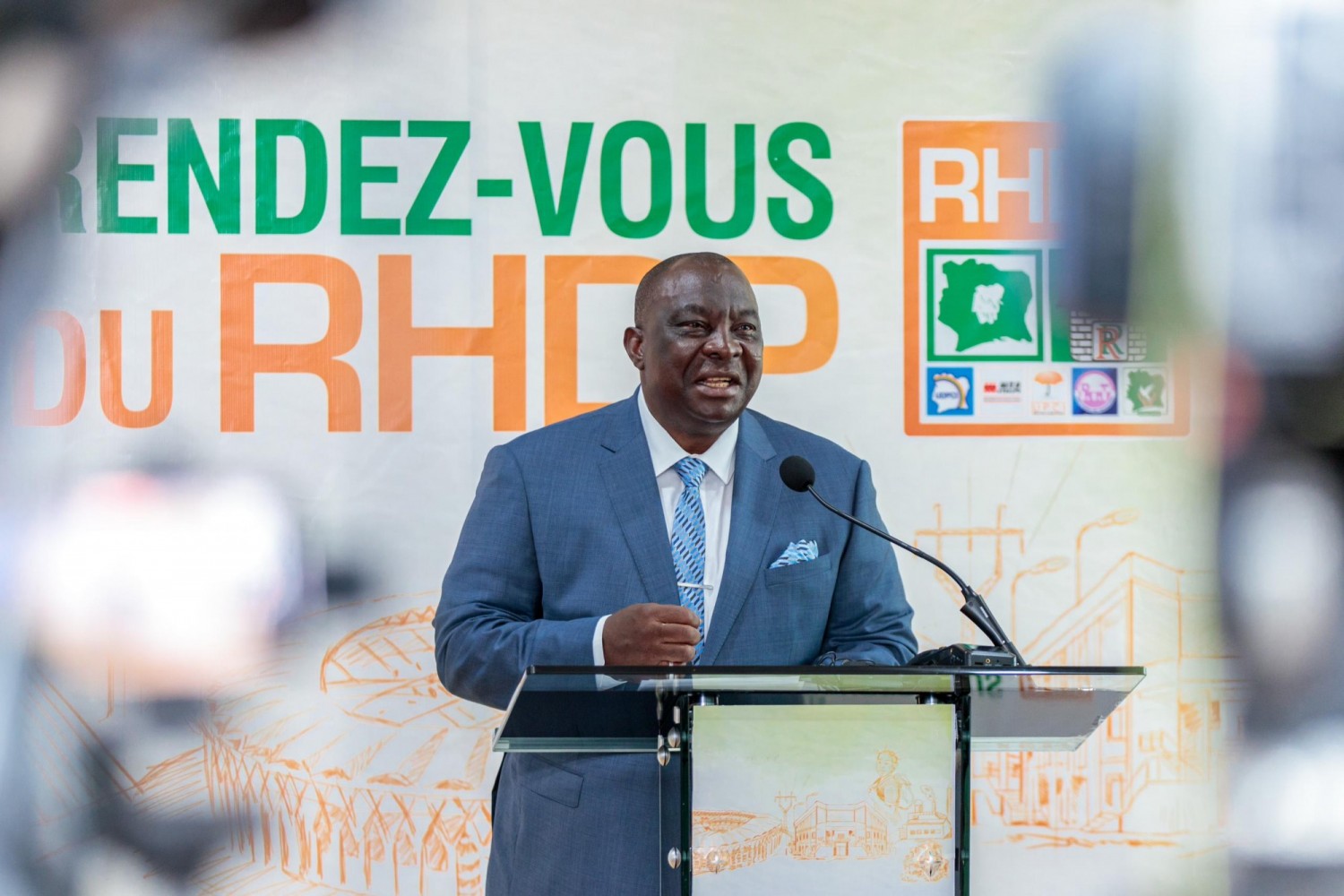 Kobenan Kouassi Adjoumani a dénoncé la manipulation du PDCI suite à la radiation de Tidjane Thiam des listes électorales  © Crédit photo DR