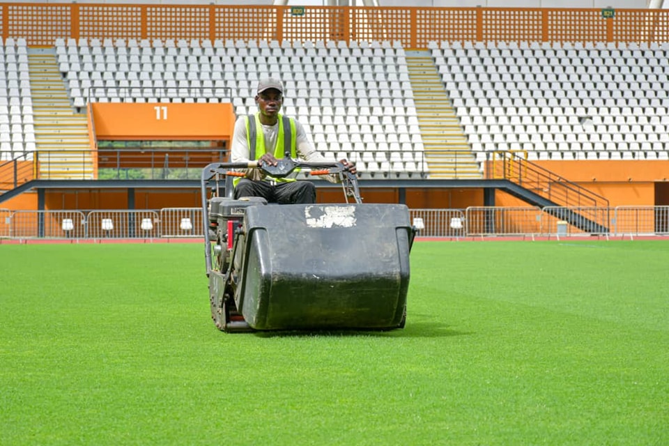 La pelouse du Stade Félix Houphouët-Boigny à nouveau opérationnelle après le concert de Didi B © Crédit photo DR La pelouse du Stade Félix Houphouët-Boigny à nouveau opérationnelle après le concert de Didi B © Crédit photo DR