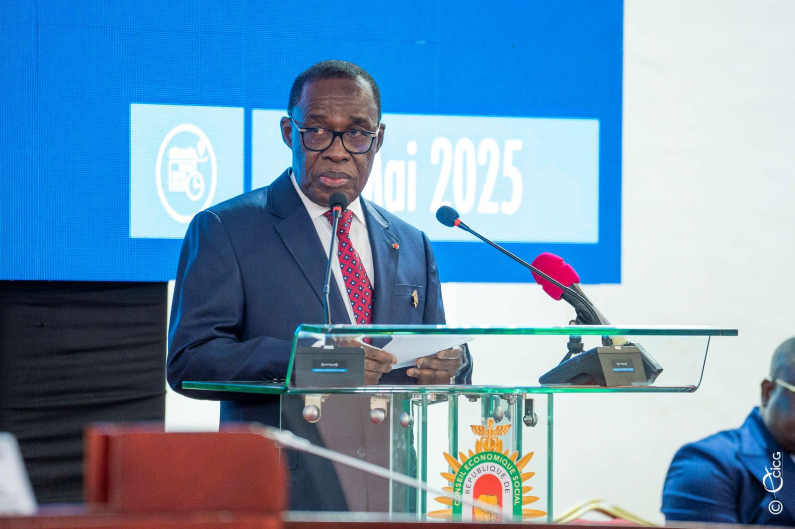 Dr Eugène Aka Aouélé élu président de l'UCESIF © Crédit photo DR Dr Eugène Aka Aouélé élu président de l'UCESIF © Crédit photo DR