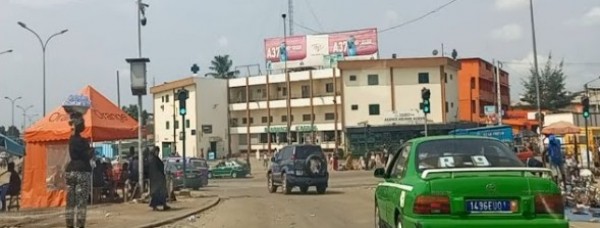 La route entre le carrefour Policier et la pharmacie Agban à Attécoubé partiellement fermée du 4 juin au 30 septembre © Crédit photo DR