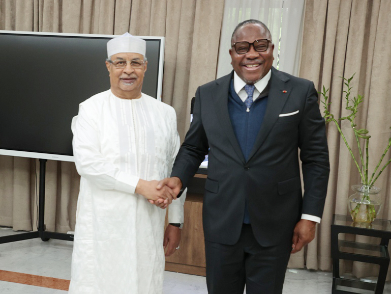 L'Union africaine rencontre Coulibaly-Kuibiert, président de la CEI à Abidjan © Crédit photo DR