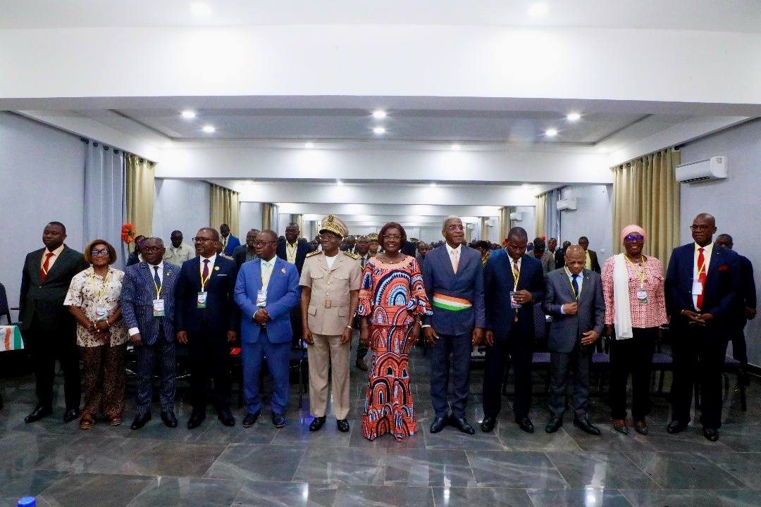 Mariatou Koné lance les assises de la carte scolaire 2025 en Côte d'Ivoire Mariatou Koné lance les assises de la carte scolaire 2025 en Côte d'Ivoire