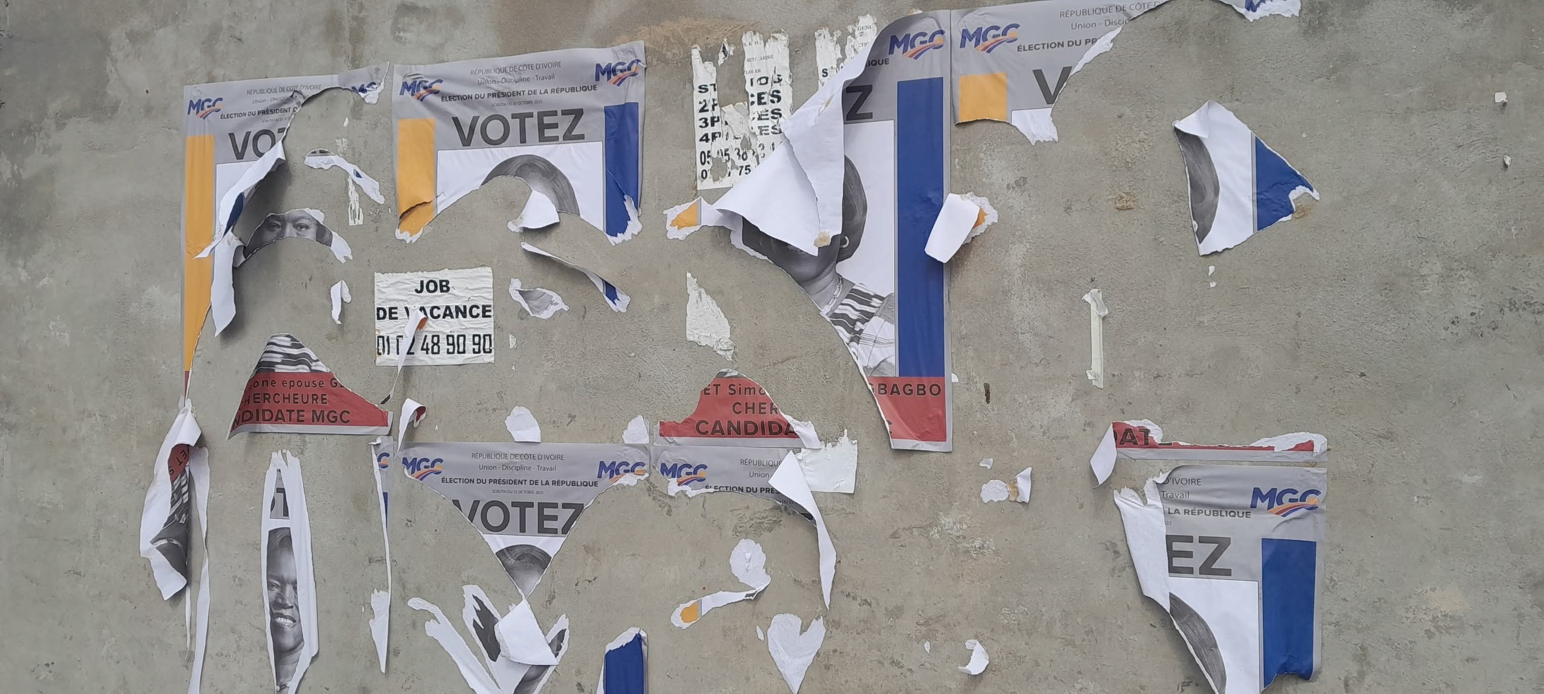 Des affiches de campagne de la présidentielle 2025 de Simone Gbagbo arrachées © Crédit photo DR