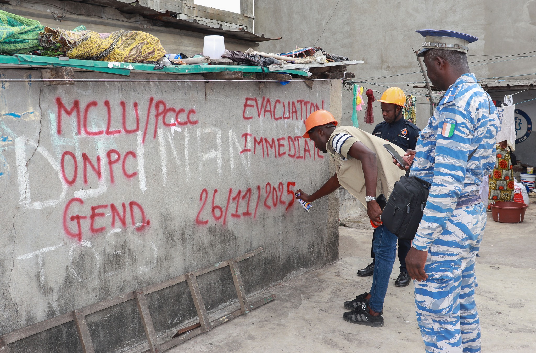 Adjamé, deux immeubles évacués d'urgence pour risque d'effondrement  © Crédit photo DR