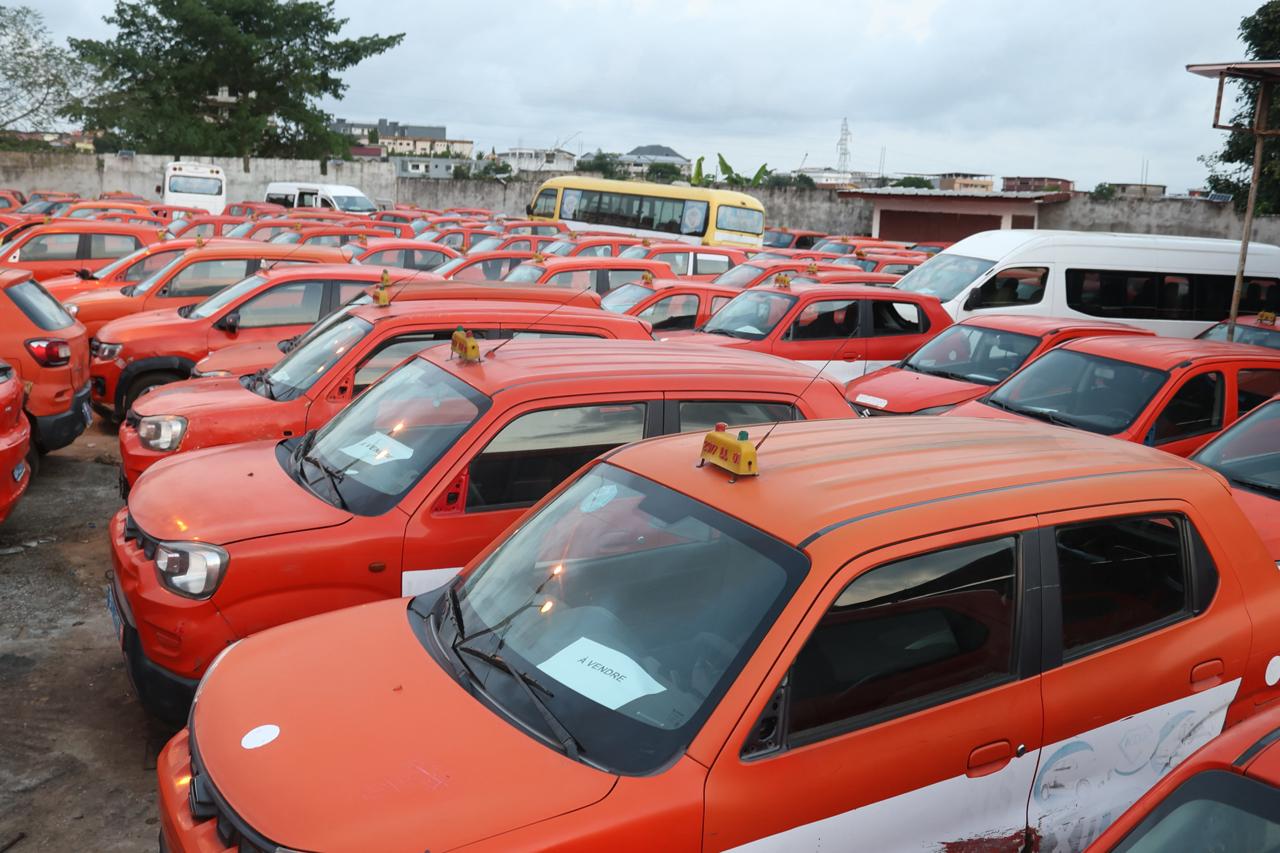 En Côte d'Ivoire, l'AGRAC vend aux enchères 85 véhicules issus de saisies criminelles © Crédit photo DR