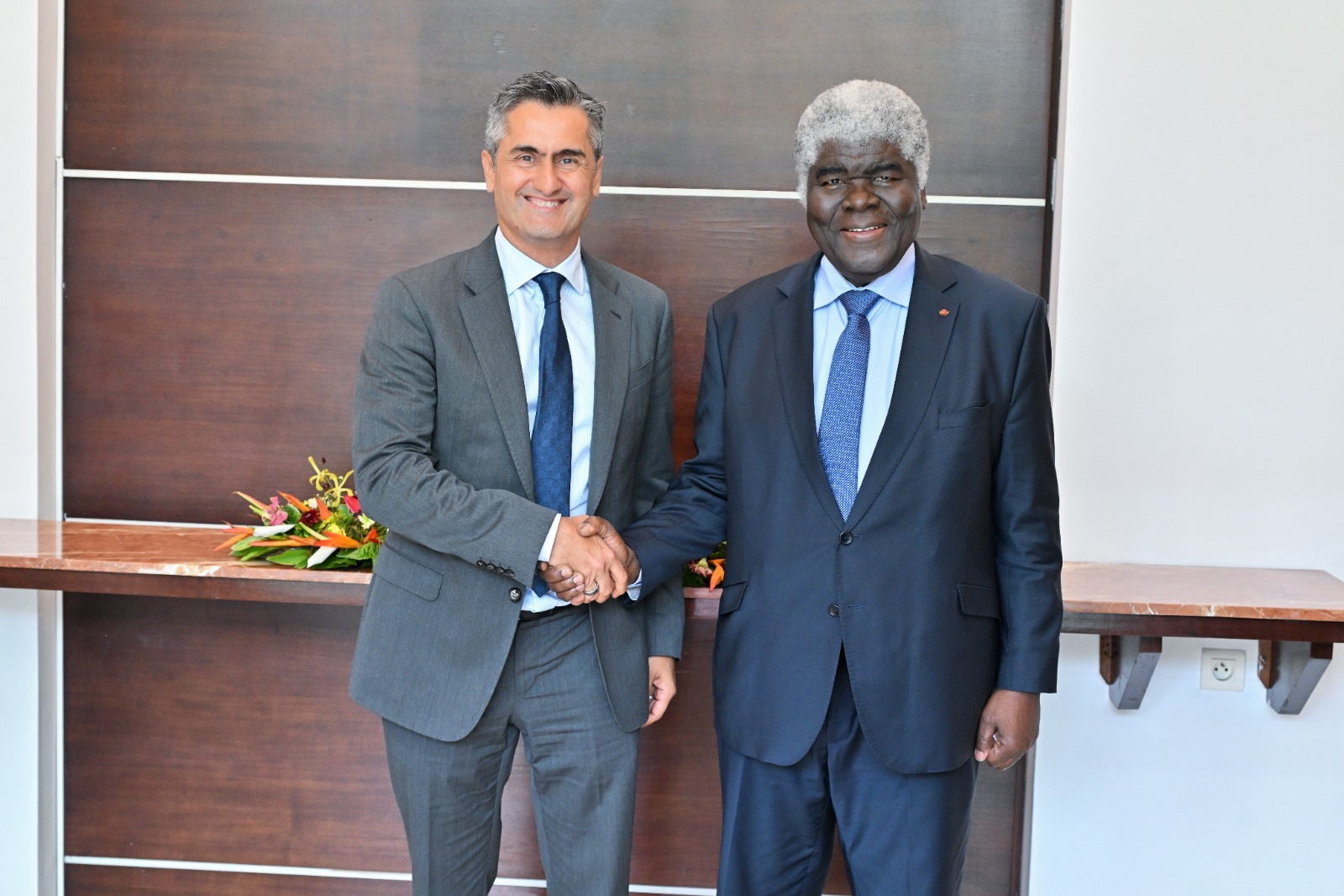 Beugré Mambé reçoit le patron Afrique de Visa le 7 mai 2026 à Abidjan © Crédit photo Primature Côte d'Ivoire