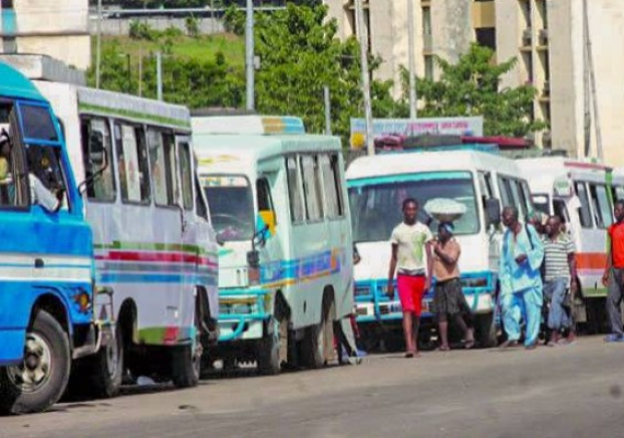 Gbakas et taxis, traque des dabagaous à Abidjan © Crédit photo DR