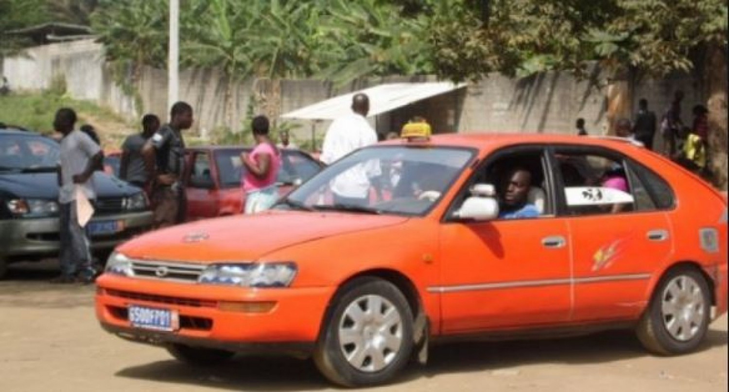 Un Taxi wôrô-wôrô en circulation