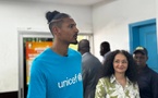 Sébastien Haller au chevet des nouveau-nés du CHU de Treichville : des images 