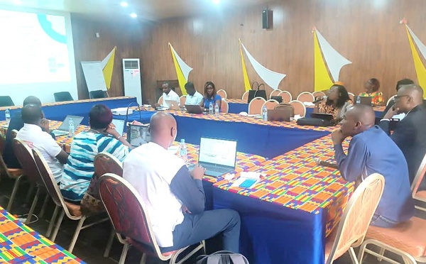 VIH/sida : la Côte d'Ivoire finalise le rapport REDES 2021-2023 à Grand-Bassam