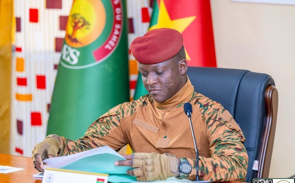 Le Burkina Faso crée une réserve militaire pour appuyer ses forces armées