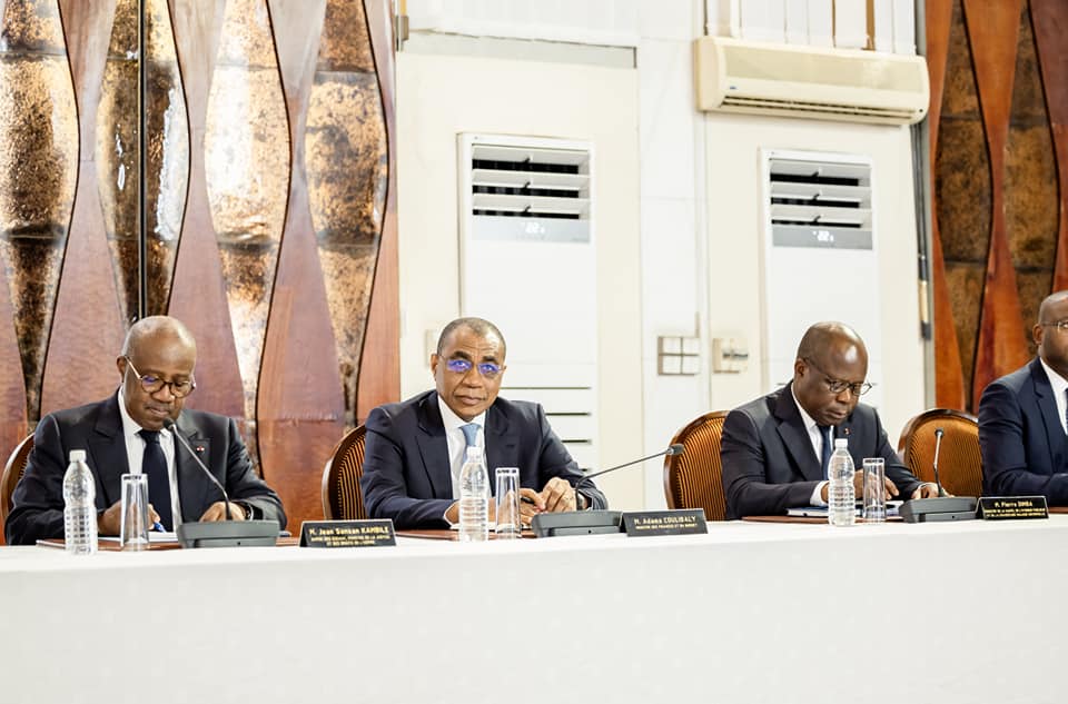 Les ministres Sansan Kambilé, Adama Coulibaly et Pierre N'Gou Dimba Les ministres Sansan Kambilé, Adama Coulibaly et Pierre N'Gou Dimba