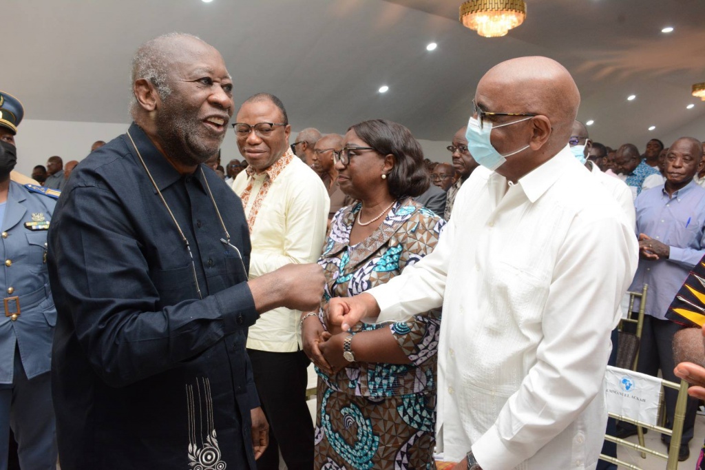 Réunion au sommet du PPA-CI : Gbagbo et le Comité Central Réunion au sommet du PPA-CI : Gbagbo et le Comité Central