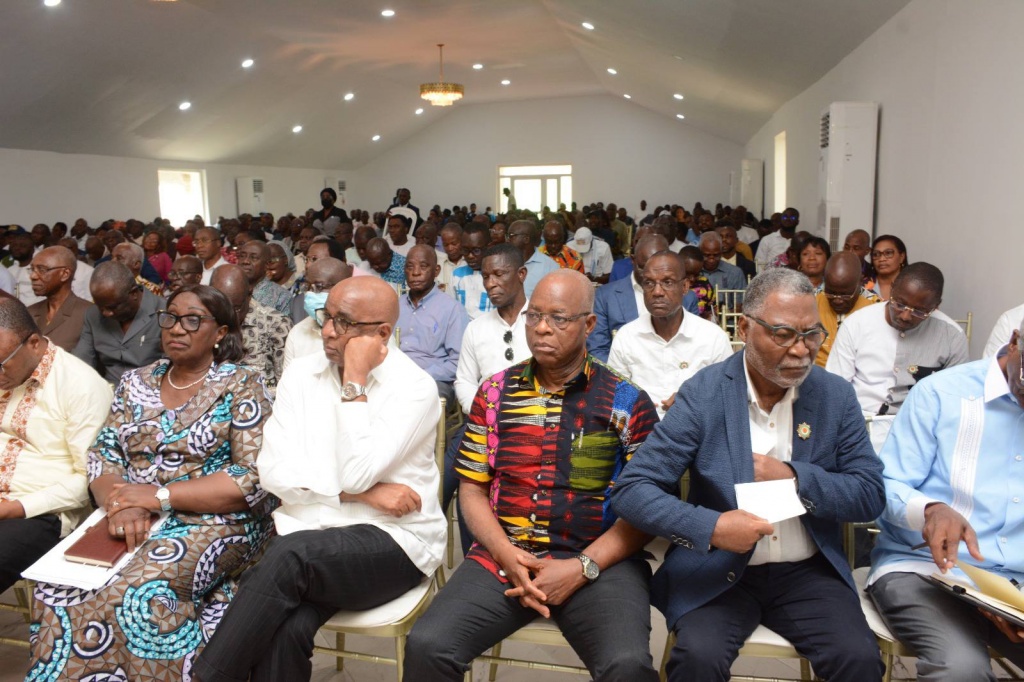 PPA-CI : Le Comité Central en réunion avec Laurent Gbagbo PPA-CI : Le Comité Central en réunion avec Laurent Gbagbo