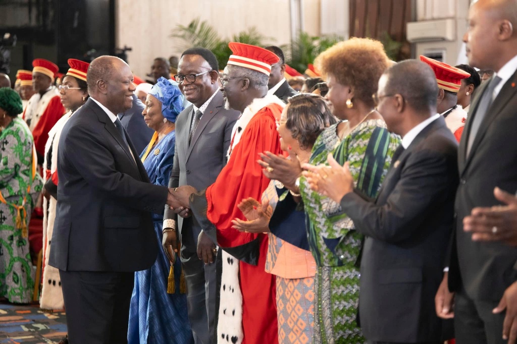 Cérémonie officielle : Les grands corps de l'État chez Ouattara Cérémonie officielle : Les grands corps de l'État chez Ouattara