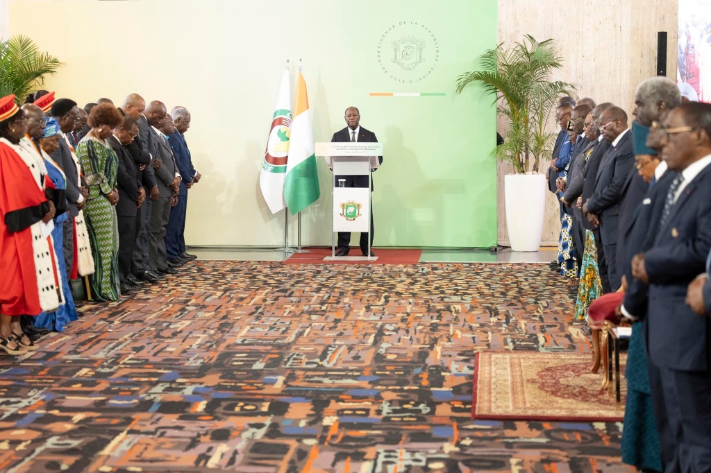 Vœux 2025 : Ouattara reçoit les Institutions de la République Vœux 2025 : Ouattara reçoit les Institutions de la République