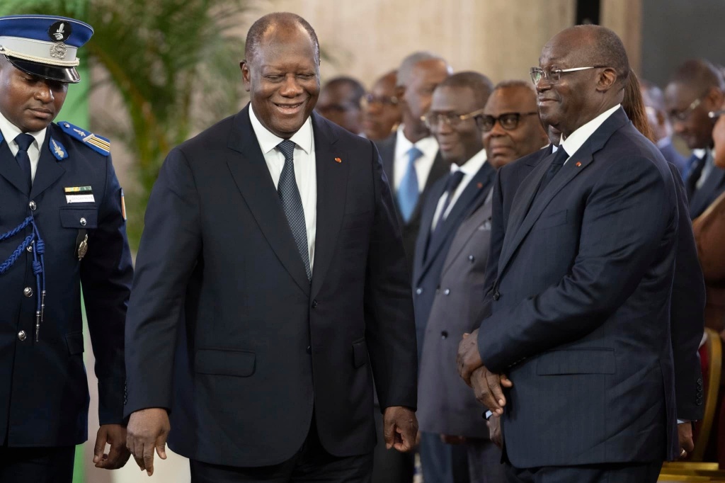 Échange de vœux 2025 : Alassane Ouattara et Tiémoko Meyliet Koné au Palais présidentiel Échange de vœux 2025 : Alassane Ouattara et Tiémoko Meyliet Koné au Palais présidentiel