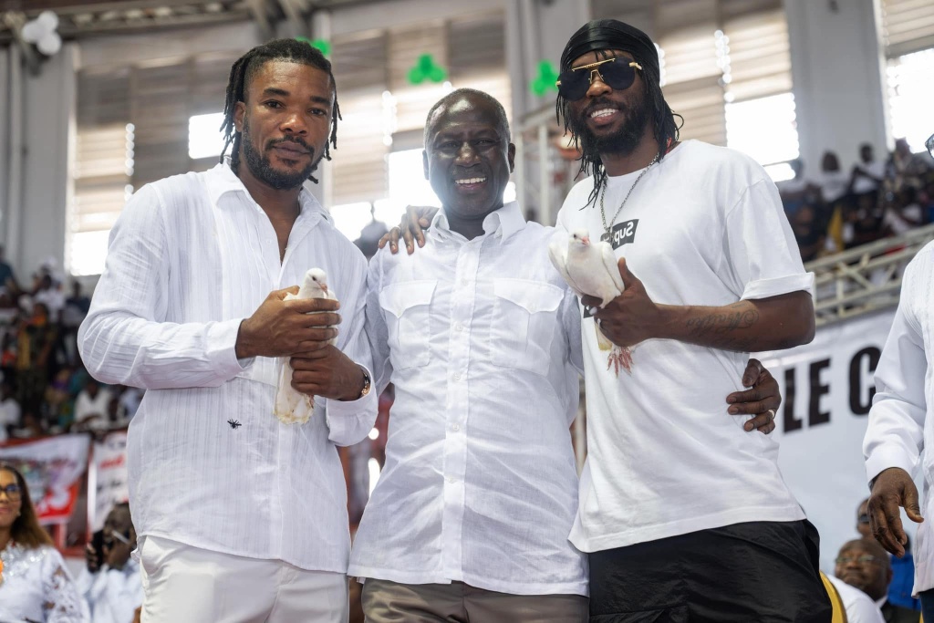 Bictogo, Gervinho et Serey Dié participent au lancement de la caravane du CAUFEMCIP Bictogo, Gervinho et Serey Dié participent au lancement de la caravane du CAUFEMCIP