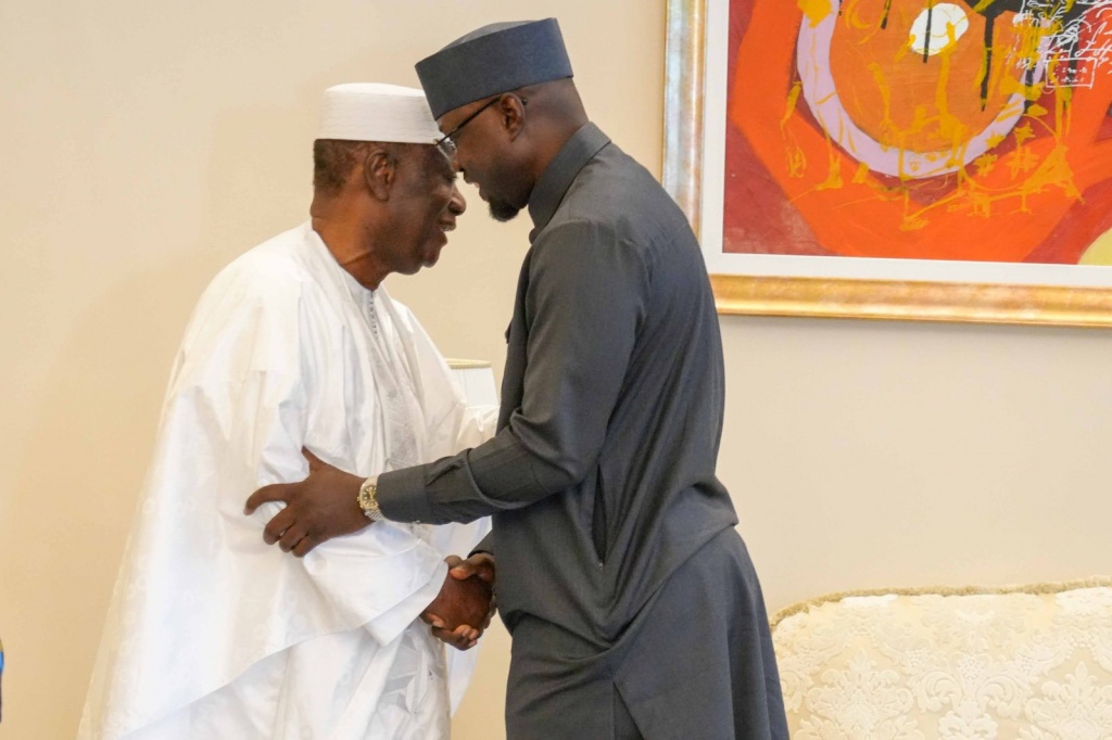 Ousmane Sonko rencontre Ouattara à Abidjan 