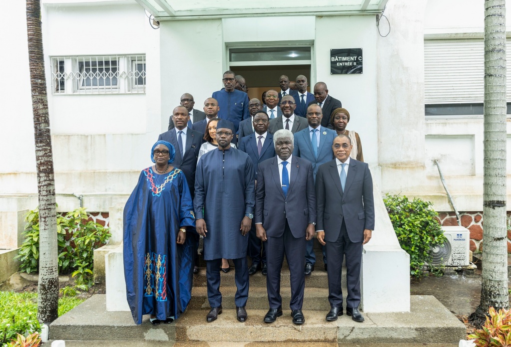 Ousmane Sonko et Robert Beugré Mambé à Abidjan