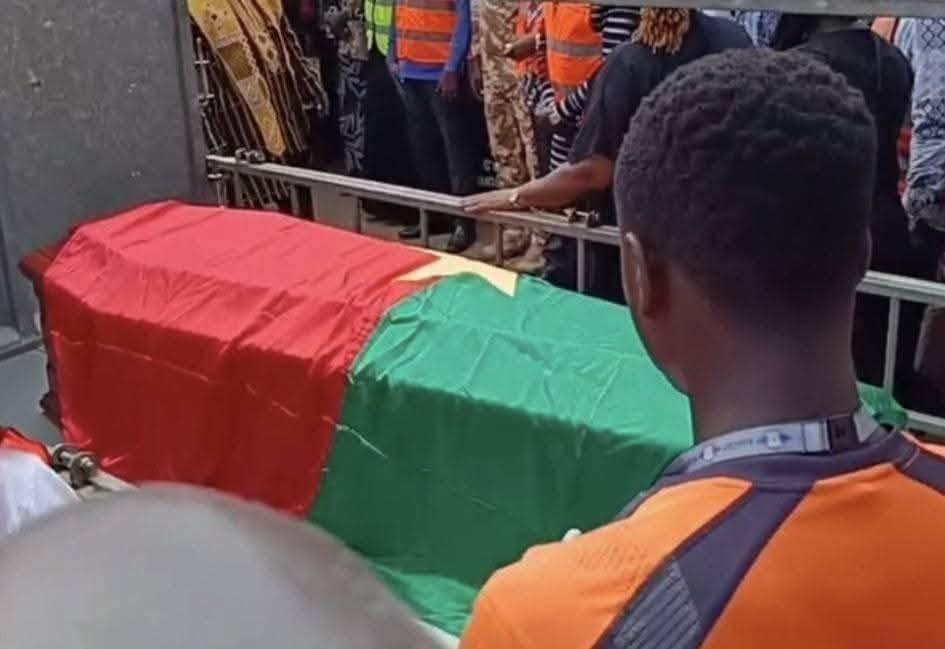 La dépouille d’Alino Faso arrive à Ouagadougou-