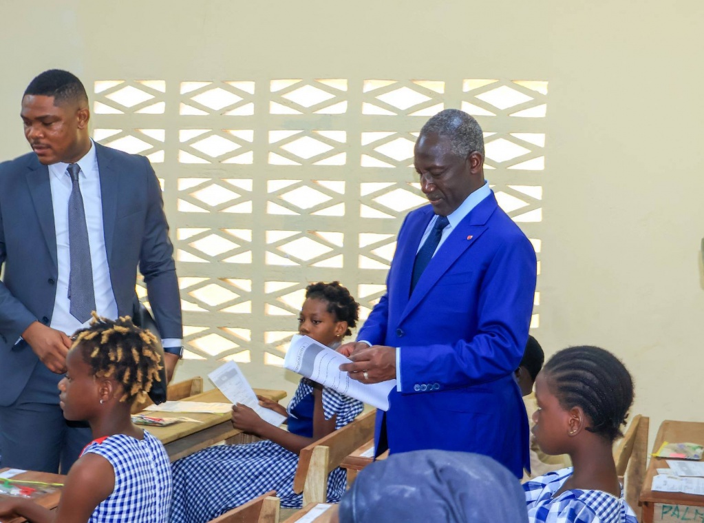 Adama Bictogo au lancement des épreuves du CEPE 2026 à Yopougon le 18 mai